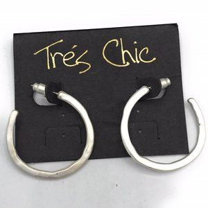 Tres Chic earrings (Case 16) 5083